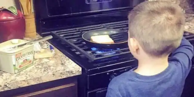 Debate Sparks Over Mom's Online Posts of Child Doing Household Chores
