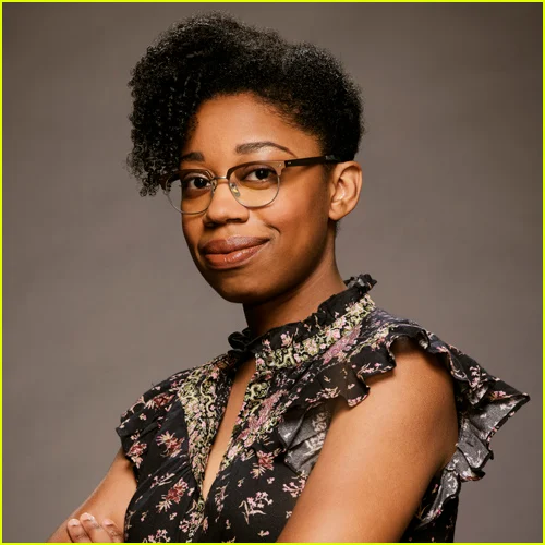 Diona Reasonover as Forensic Specialist Kasie Hines